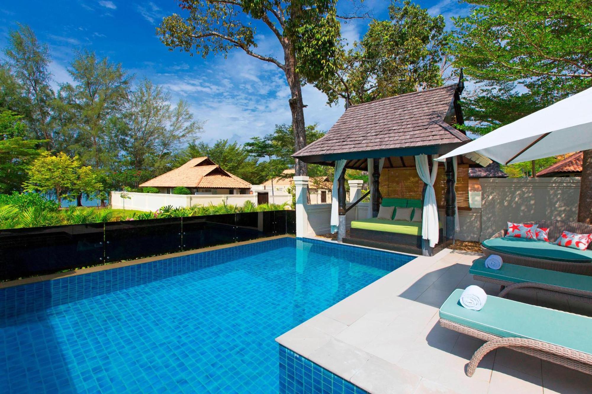 One-Bedroom King Villa with Private Pool and Partial Ocean View