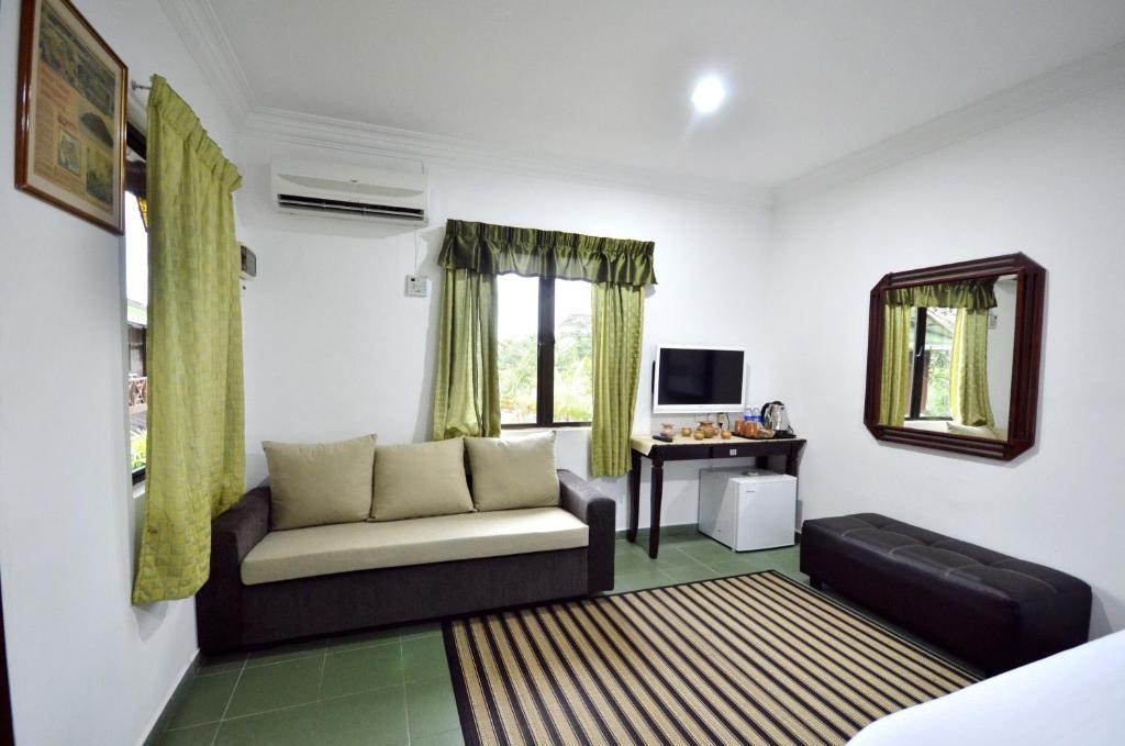 Superior Twin Room