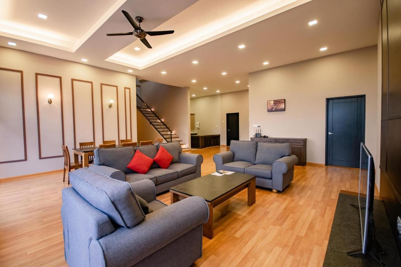 Sky-Garden Penthouse,943634422:JPEG