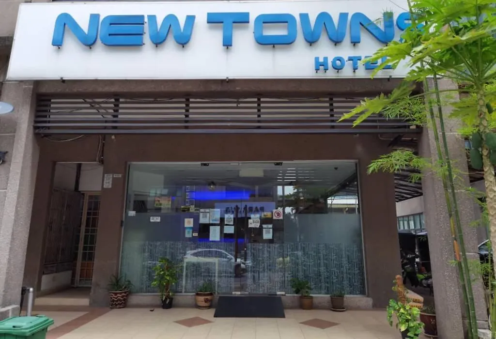 New Town Hotel Usj Sentral-1