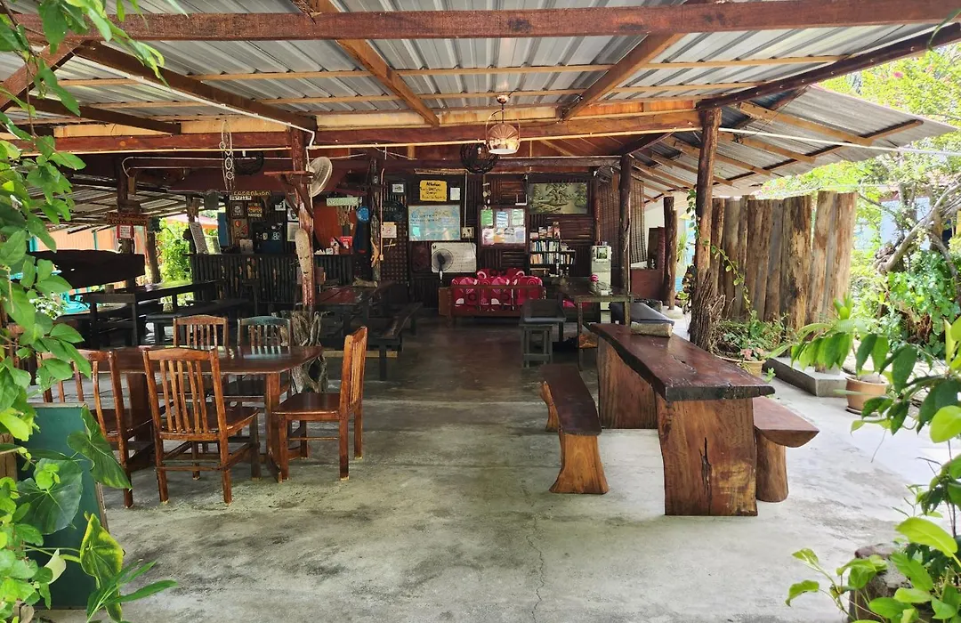 Gecko Guesthouse-1