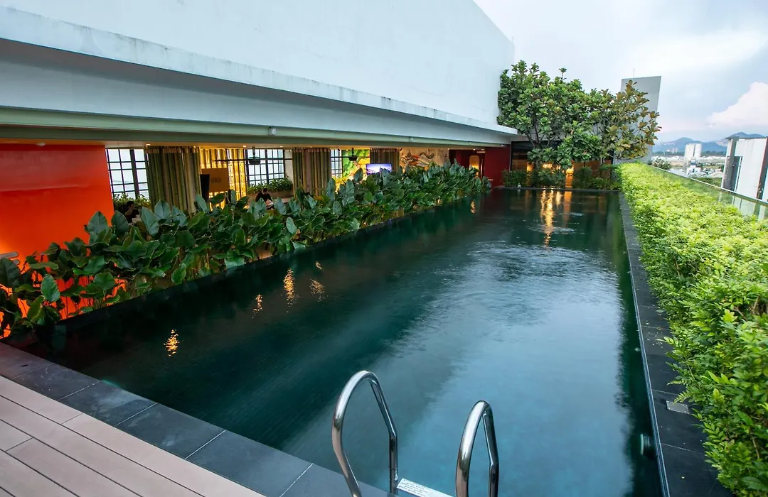 The Upper House, Batu Kawan-1
