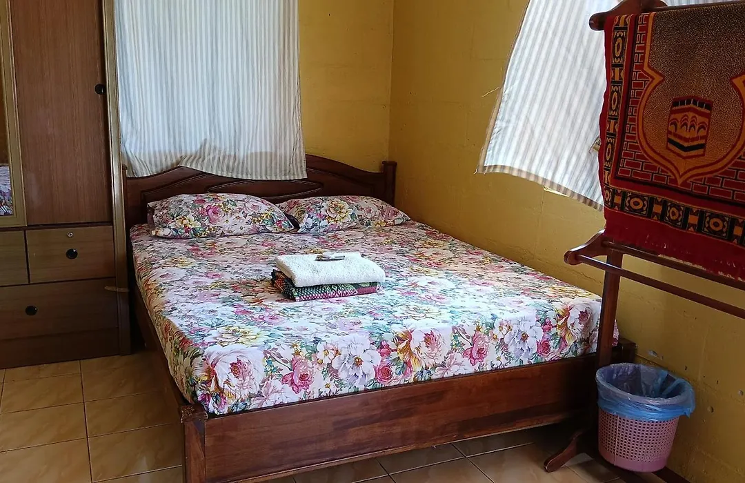 Kamila Motel Teluk Senangin-1