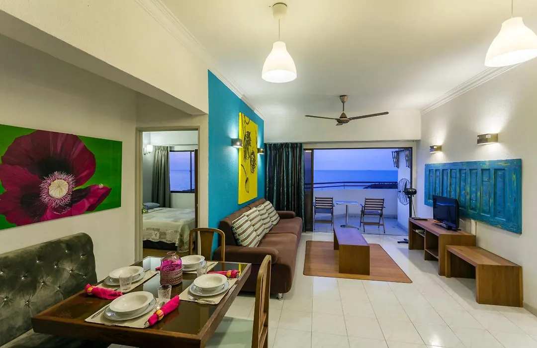 Sri Sayang Seaview Holiday Home-1