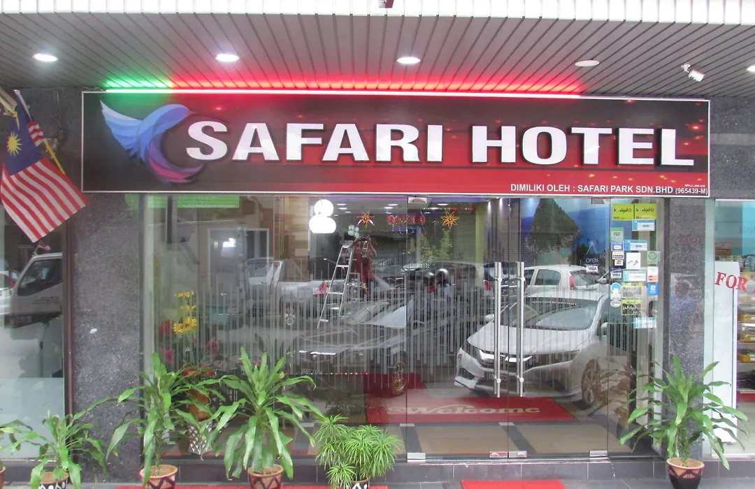 Safari Hotel-1