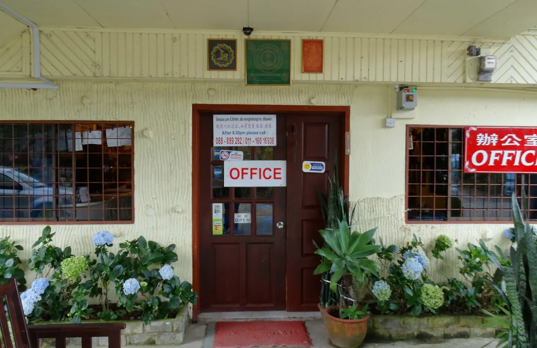 D'Villa Rina Ria Lodge, Kinabalu Park, Kundasang-1
