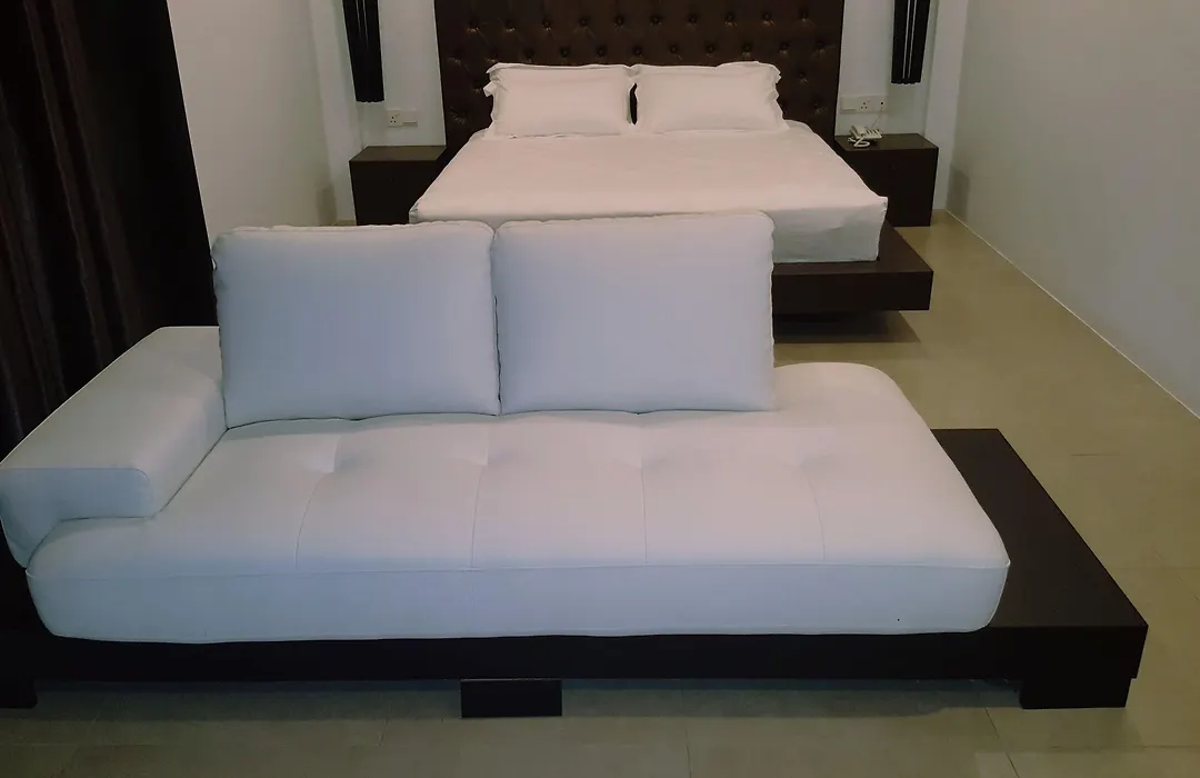 Hermitage Boutique House-1