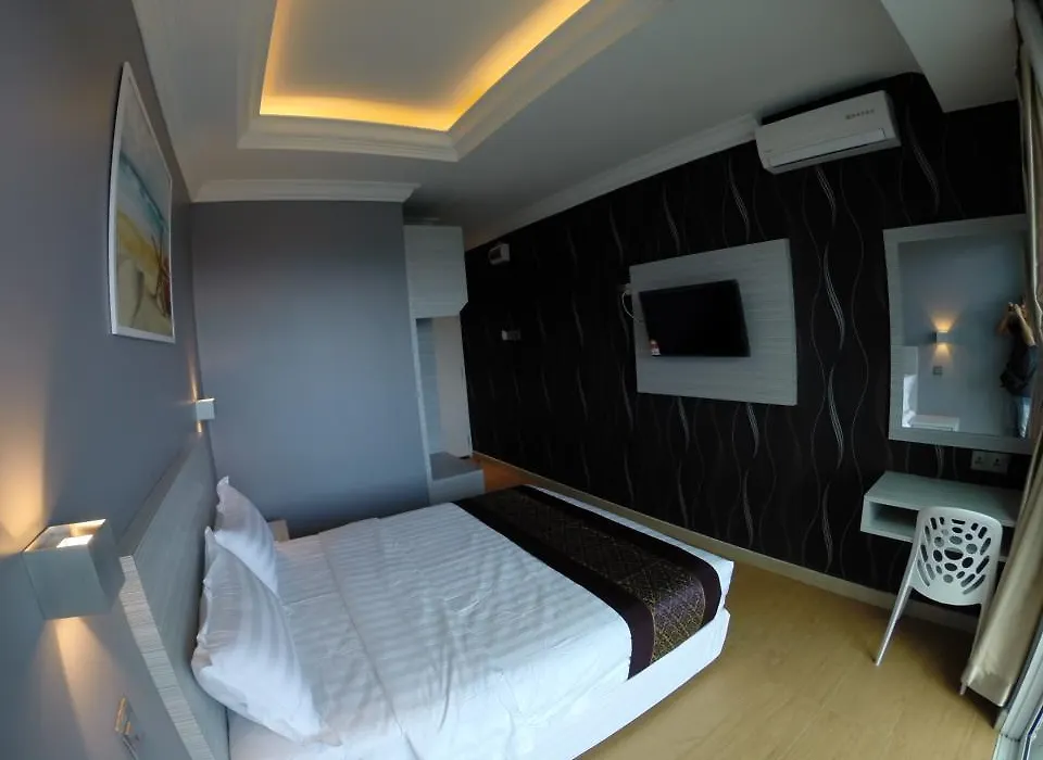 Ocean Inn-1