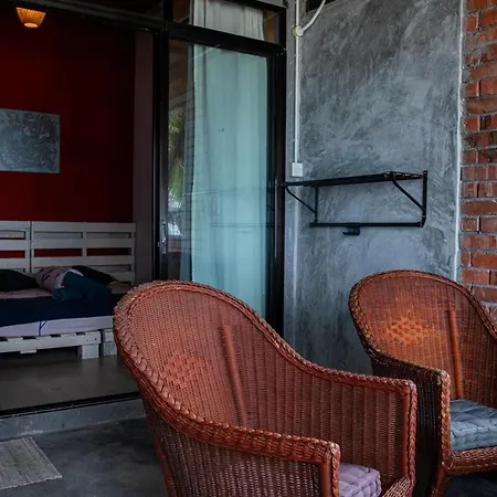 Tioman Cabana Bed & Breakfast-3