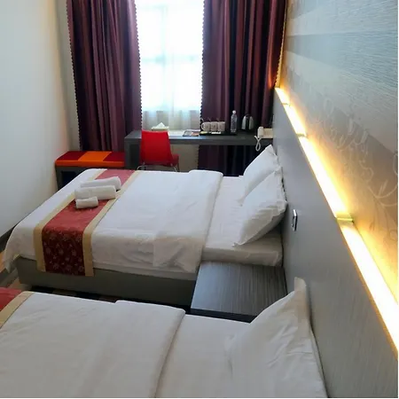 Studio8 Inn-3