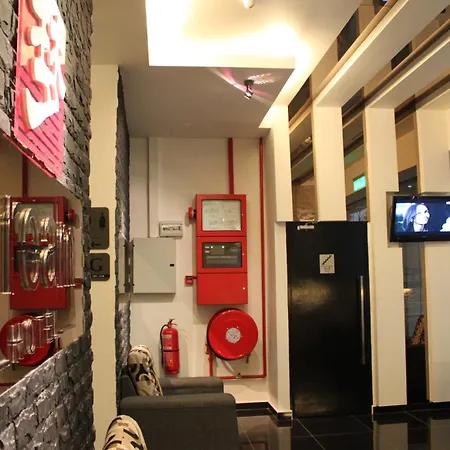 Dream Hotel-3