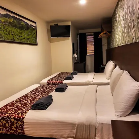 Highlanders Hotel-2