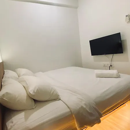 Leisure Lodge-3