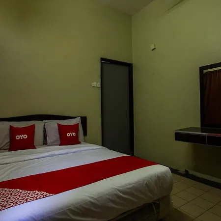 Oyo 89549 Casavilla Hotel-2