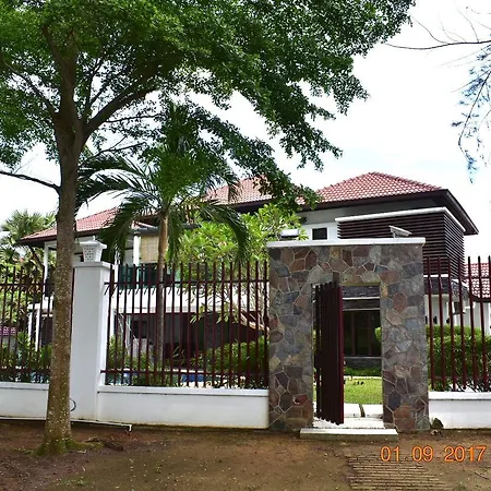 12Haven Stunning Seaside Luxury Villa Pd With Kids Pool-3