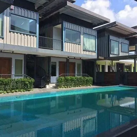 Kluang Container Swimming Pool Hotel-2