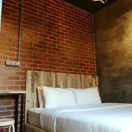 The Rise Room-3