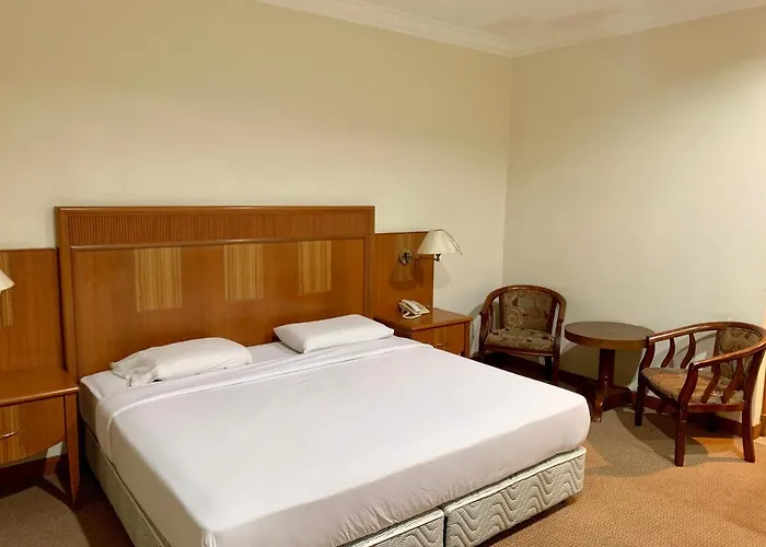 New Grand Hotel