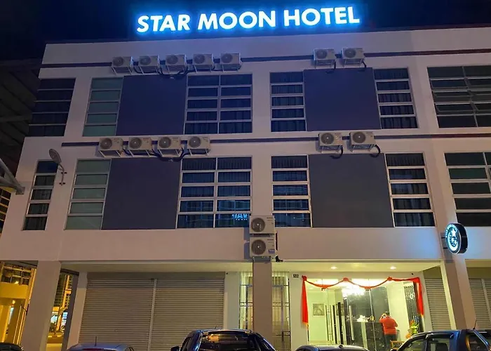 Star Moon Hotel