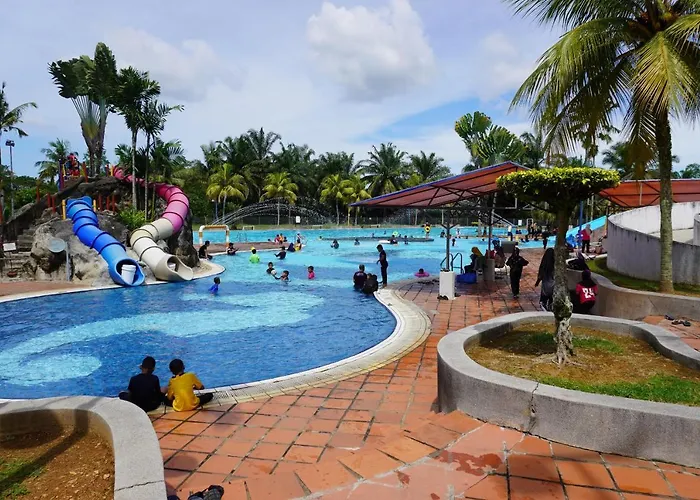Bukit Beruntung Resort