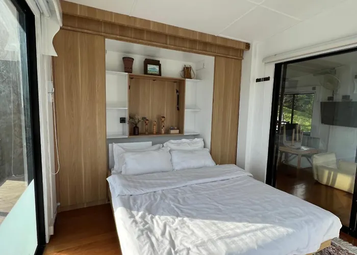 Hidden Hill Homestay