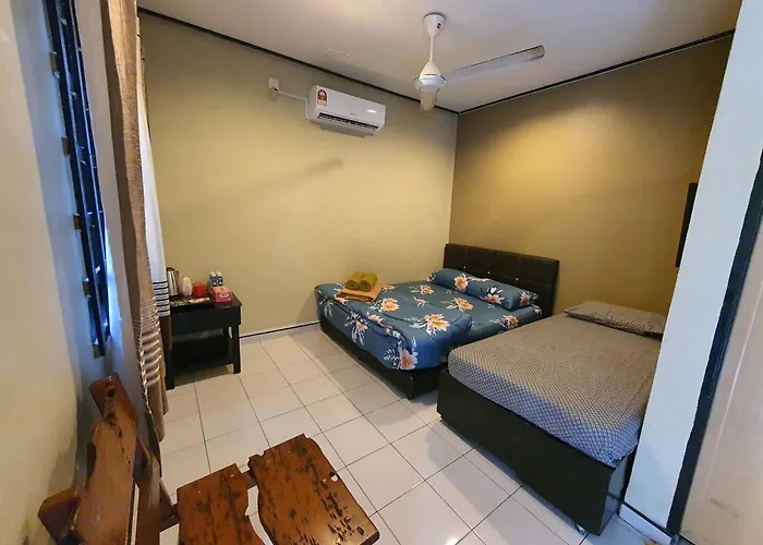 Maznah Guest House