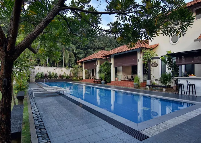 Elshape Holiday Home