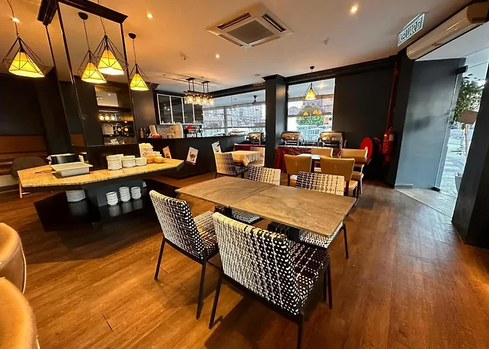 Merchant Hotel
