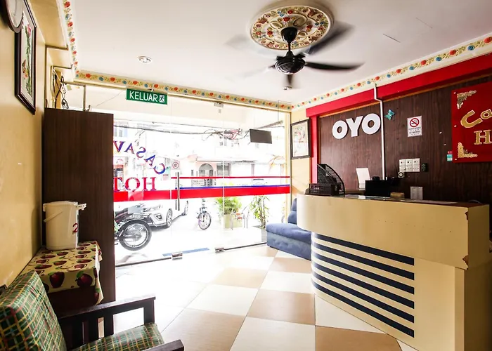 Oyo 89549 Casavilla Hotel