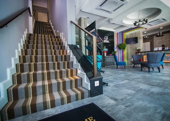 Indra Hotel - Boutique Suites