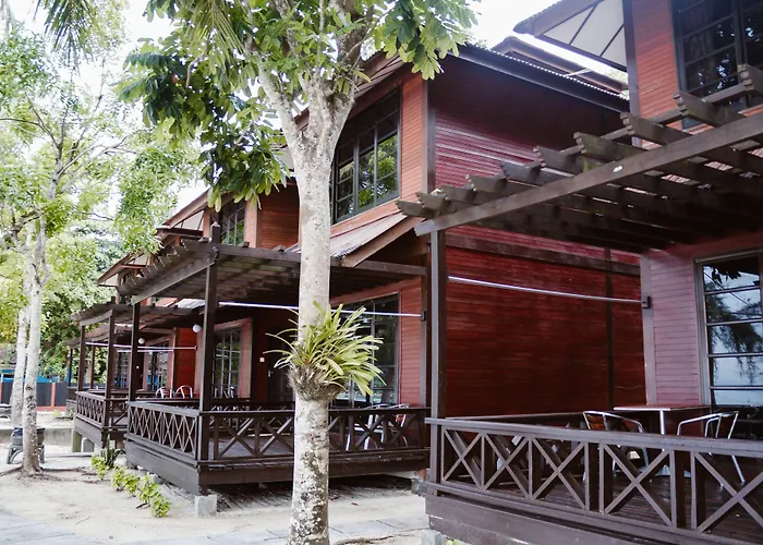Arwana Perhentian Eco Resort & Beach Chalet