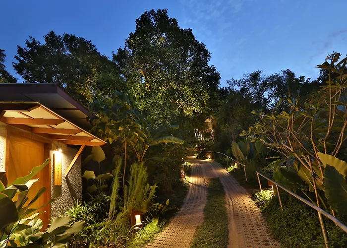 Ambong Pool s - Private Pool