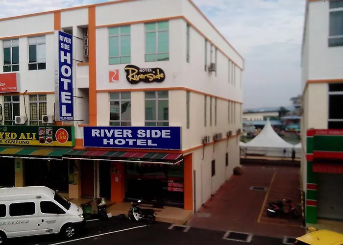 River Side Hotel