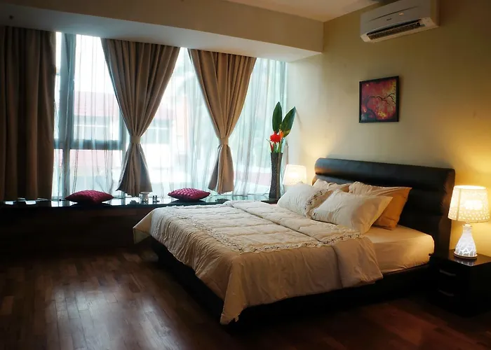 Gurney Luxe Inn