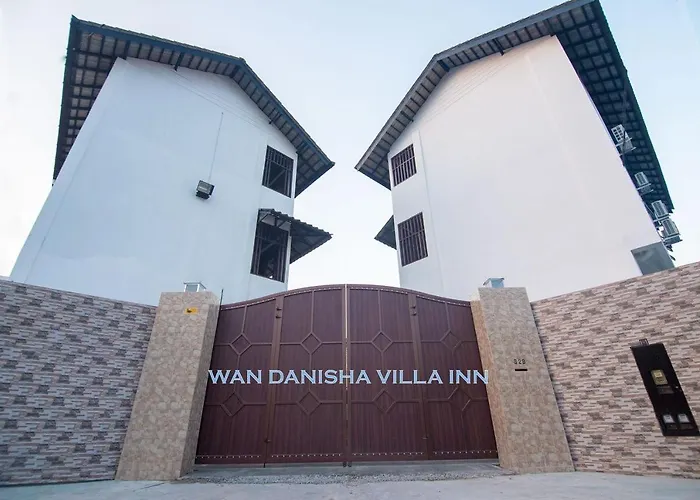 Wan Danisha Villa Inn