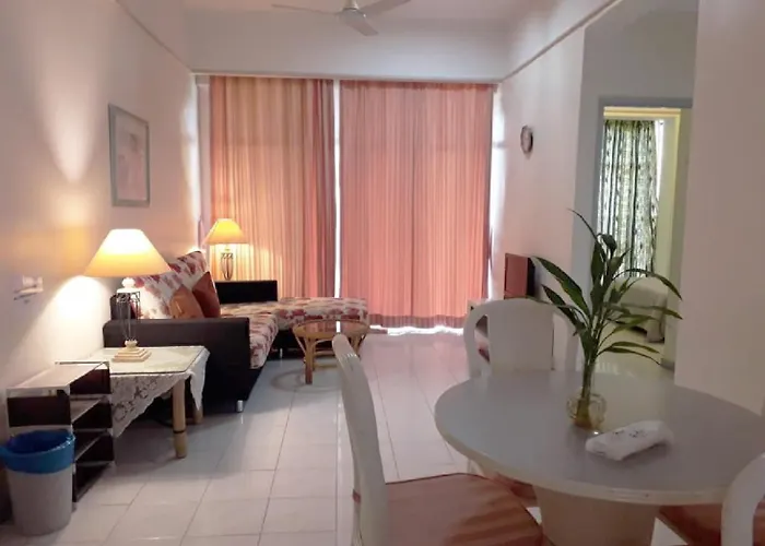 Costa Mahkota (Family Homestay) @ Mahkota